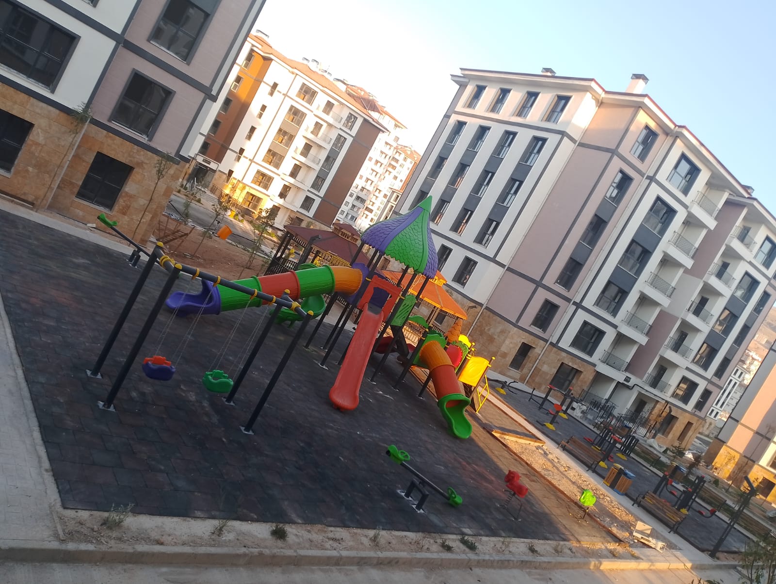 Çoçuk Parkı Kurulumu